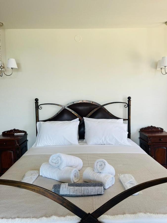 Suites Ris Néa Péramos Buitenkant foto