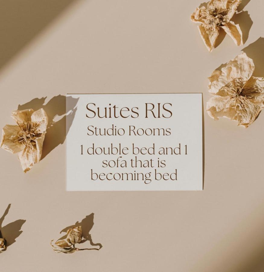 Suites Ris Néa Péramos Buitenkant foto